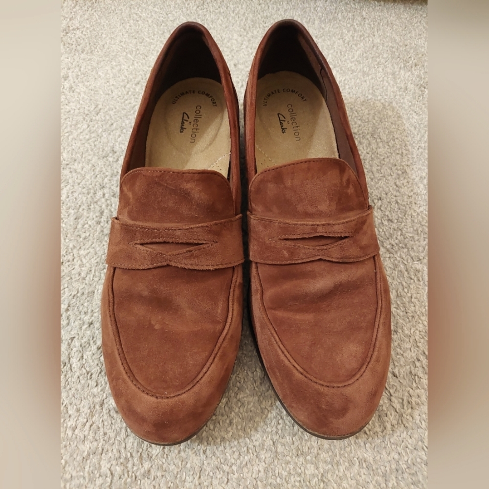 Clarks Trish Rose Loafer Mahogany Suede Leather sz 9